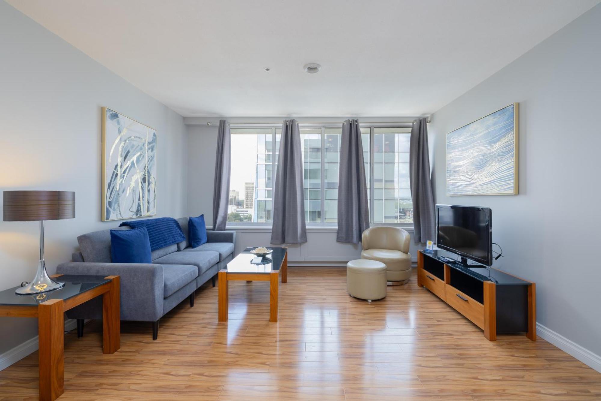Obasa Suites @ The Hamilton Риджайна Экстерьер фото