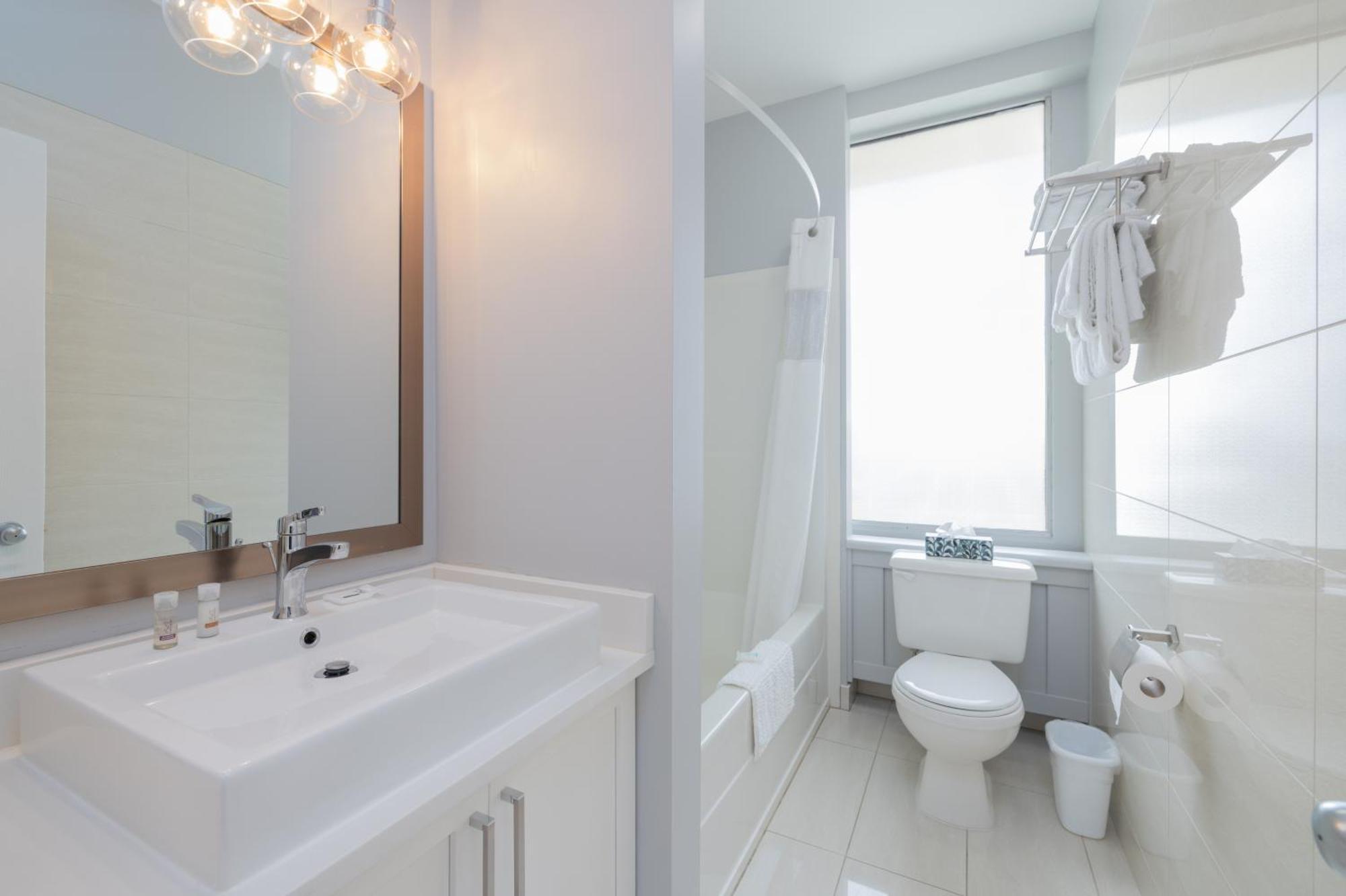 Obasa Suites @ The Hamilton Риджайна Экстерьер фото